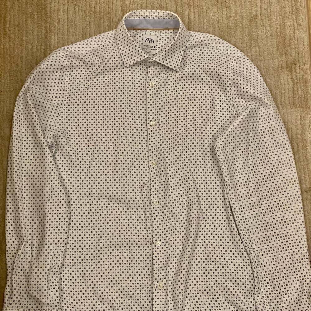 SOLD- Zara button down shirt